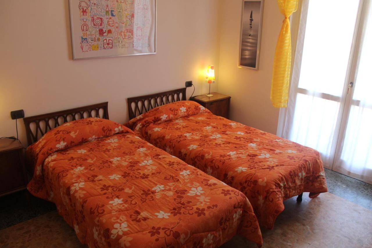 Appartamento Sunflower Леванто Экстерьер фото